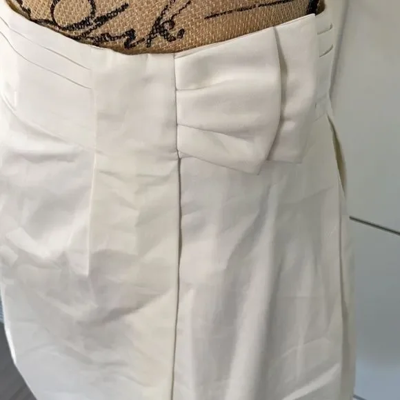 NWT BCBG ivory skirt - Picture 2 of 5